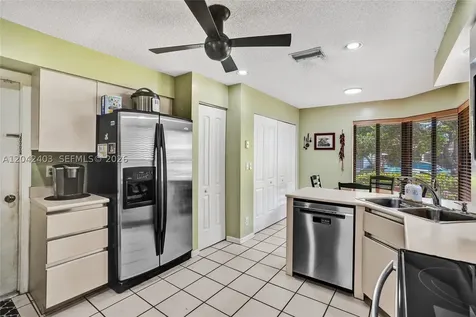 9355 NW 18th Place Plantation FL 33322