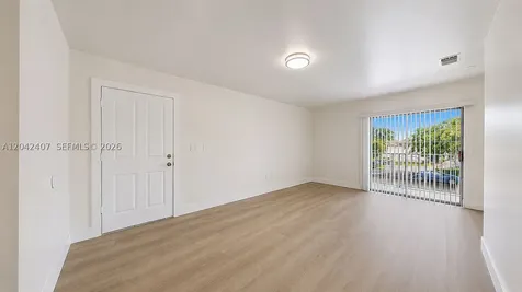 1670 W 42nd Street Hialeah FL 33012