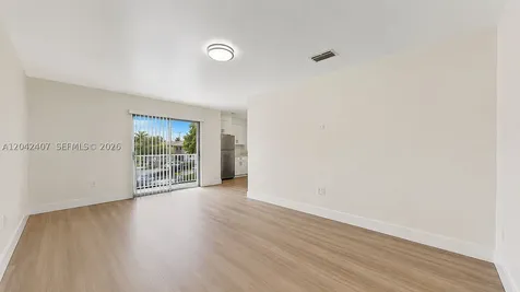 1670 W 42nd Street Hialeah FL 33012