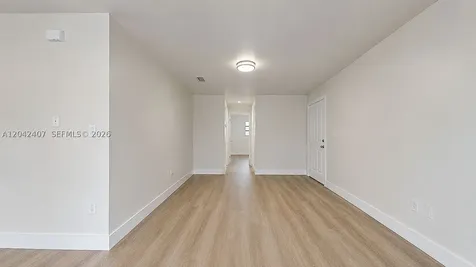 1670 W 42nd Street Hialeah FL 33012