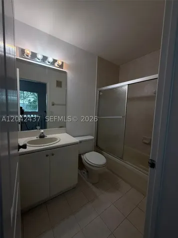17640 NW 73rd Avenue Hialeah FL 33015