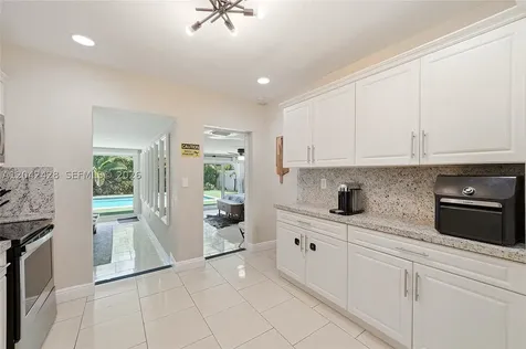 110 NW 125th Street North Miami FL 33168