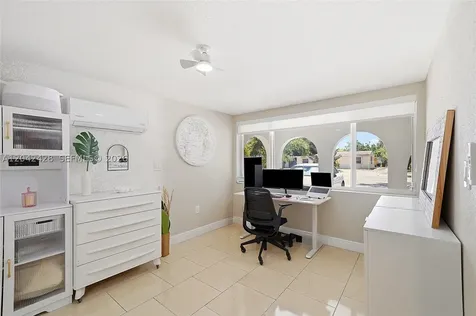 110 NW 125th Street North Miami FL 33168