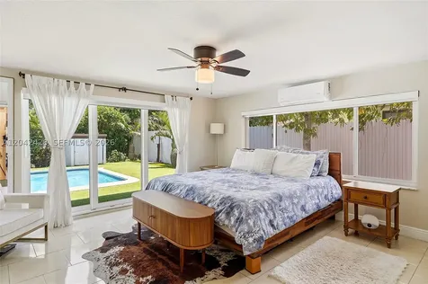 110 NW 125th Street North Miami FL 33168