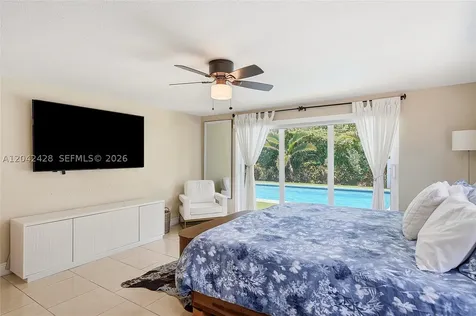 110 NW 125th Street North Miami FL 33168