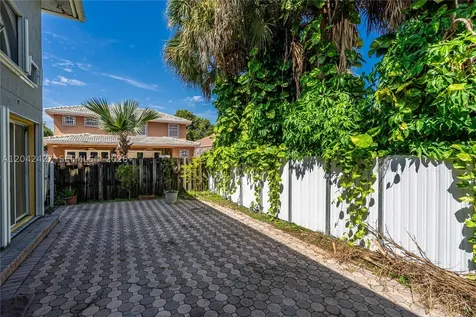15251 NW 89th Avenue Miami Lakes FL 33018