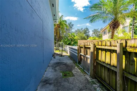 15251 NW 89th Avenue Miami Lakes FL 33018