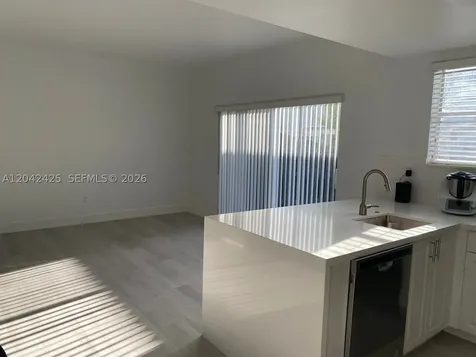 5245 NW 112th Avenue Doral FL 33178