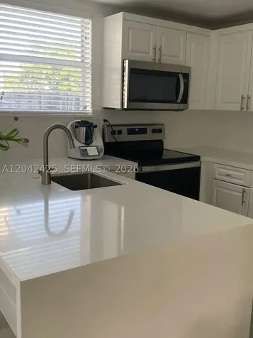 5245 NW 112th Avenue Doral FL 33178