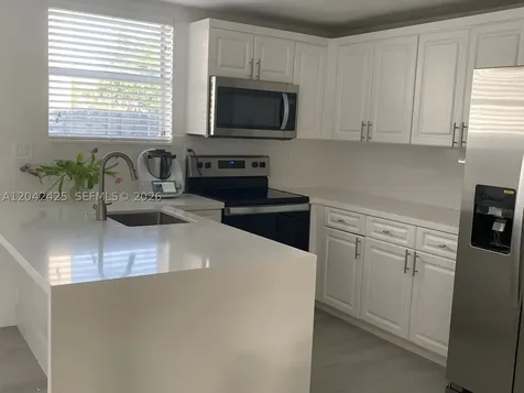 5245 NW 112th Avenue Doral FL 33178
