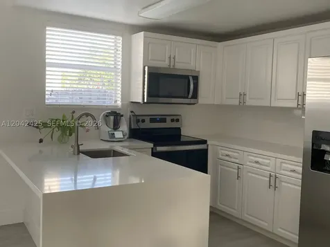 5245 NW 112th Avenue Doral FL 33178
