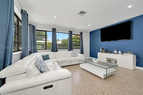 19601 Belview Drive Cutler Bay FL 33157
