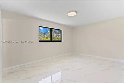 21330 NE 26 Avenue Aventura FL 33180
