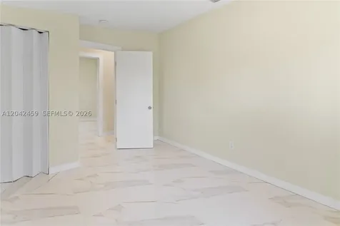 21330 NE 26 Avenue Aventura FL 33180