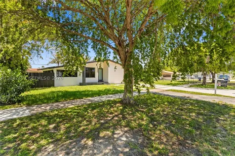21330 NE 26 Avenue Aventura FL 33180