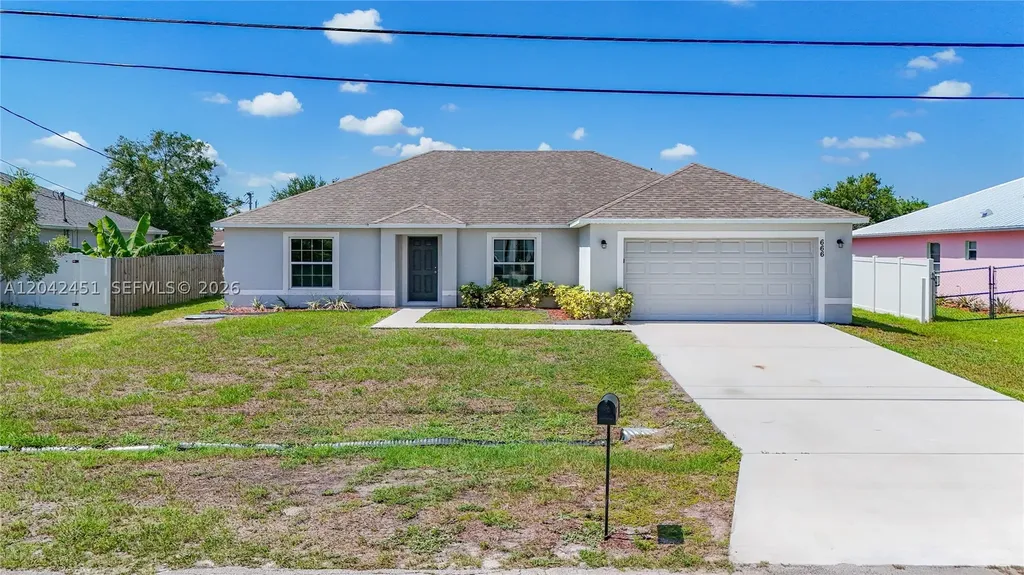 666 SW Jeanne Avenue Port St. Lucie FL 34953