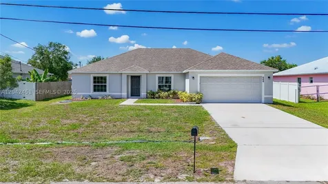 666 SW Jeanne Avenue Port St. Lucie FL 34953