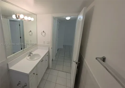 5839 SW 74th Terrace South Miami FL 33143