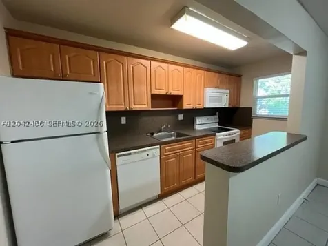 5839 SW 74th Terrace South Miami FL 33143