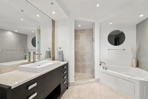 18201 Collins Avenue Sunny Isles Beach FL 33160