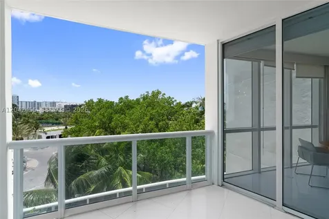 18201 Collins Avenue Sunny Isles Beach FL 33160