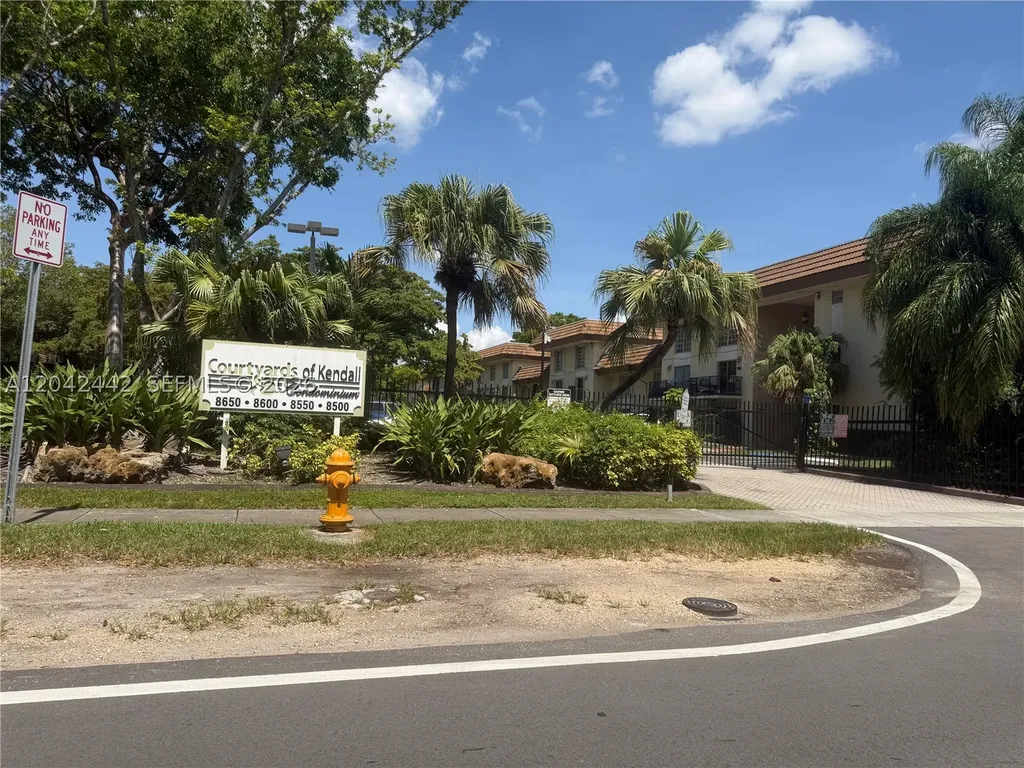 8600 SW 109th Avenue Miami FL 33173