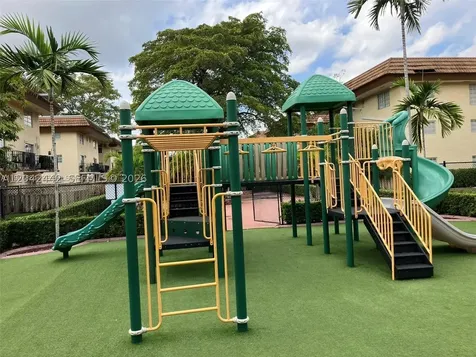 8600 SW 109th Avenue Miami FL 33173