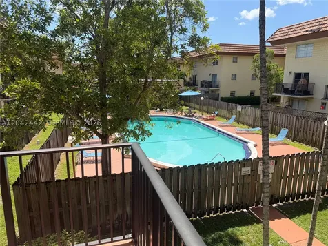 8600 SW 109th Avenue Miami FL 33173