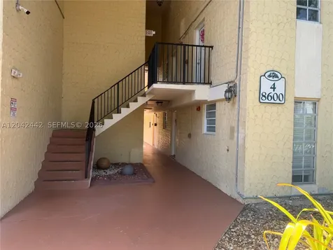 8600 SW 109th Avenue Miami FL 33173
