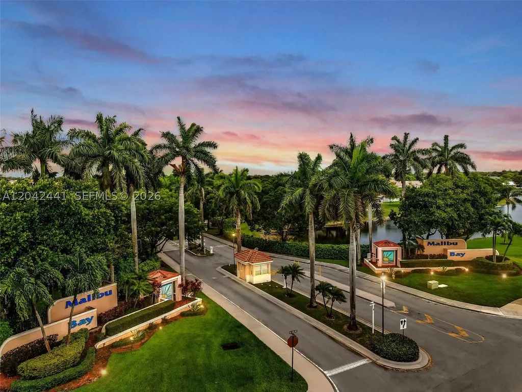 20845 NW 1st Street Pembroke Pines FL 33029