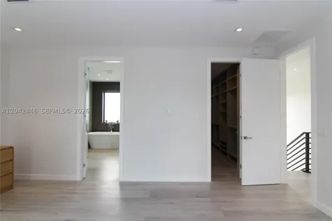 3540 Oak Avenue Miami FL 33133