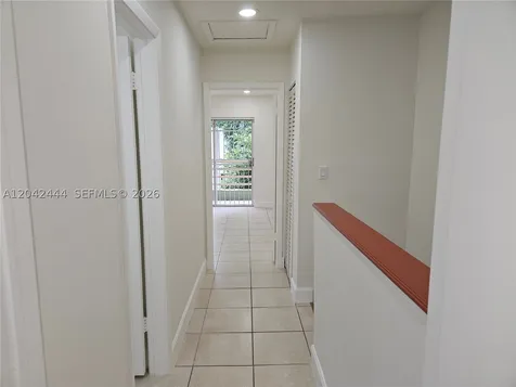 11071 NW 7th Street Miami FL 33172