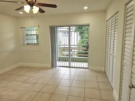 11071 NW 7th Street Miami FL 33172