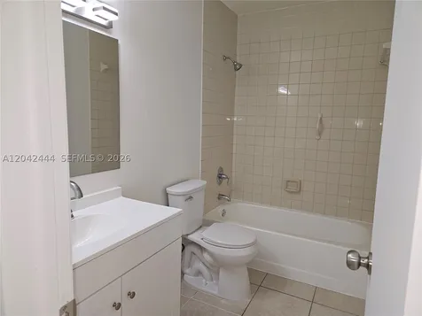 11071 NW 7th Street Miami FL 33172