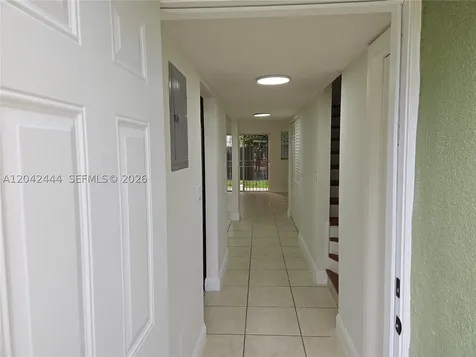 11071 NW 7th Street Miami FL 33172