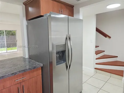 11071 NW 7th Street Miami FL 33172