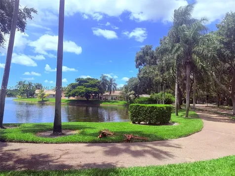 2123 SW 101st Lane Miramar FL 33025