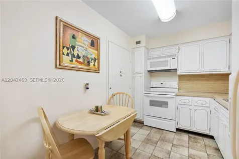 5 Island Avenue Miami Beach FL 33139