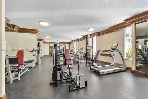 5 Island Avenue Miami Beach FL 33139