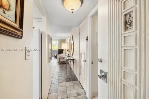5 Island Avenue Miami Beach FL 33139