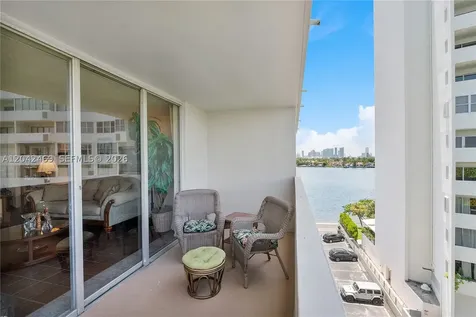 5 Island Avenue Miami Beach FL 33139