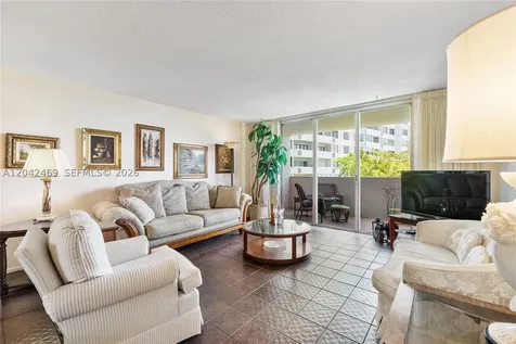 5 Island Avenue Miami Beach FL 33139