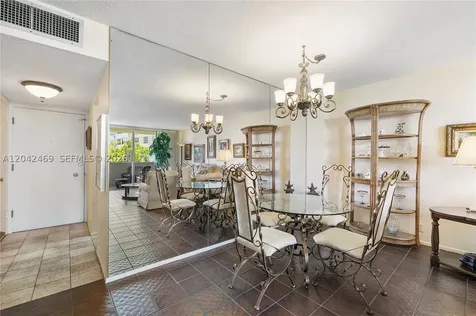 5 Island Avenue Miami Beach FL 33139