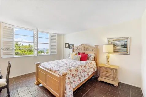 5 Island Avenue Miami Beach FL 33139