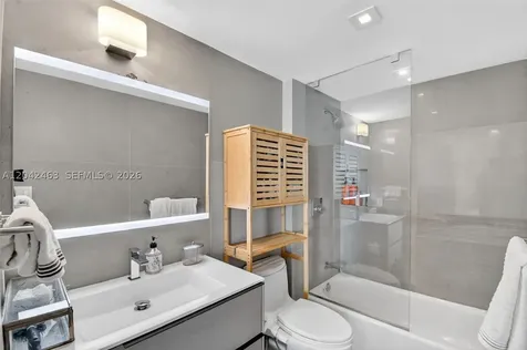 18671 Collins Avenue Sunny Isles Beach FL 33160