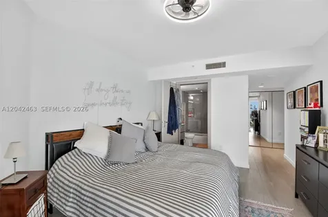 18671 Collins Avenue Sunny Isles Beach FL 33160