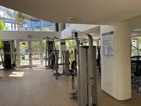 18671 Collins Avenue Sunny Isles Beach FL 33160
