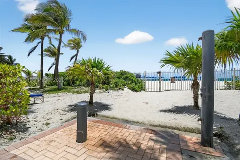 18671 Collins Avenue Sunny Isles Beach FL 33160