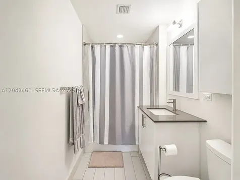 999 SW 1st Avenue Miami FL 33130