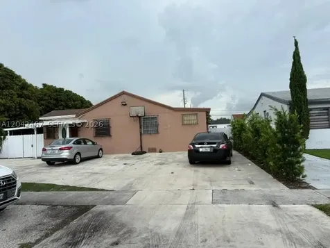 397 W 57th Street Hialeah FL 33012